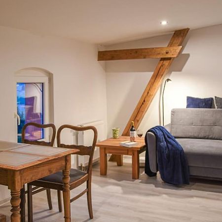 Urok Karkonoszy Apartment คาร์ปัตซ์ ภายนอก รูปภาพ