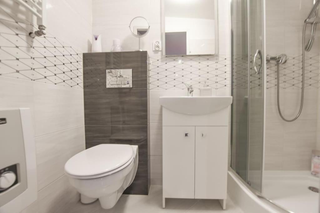 Urok Karkonoszy Apartment คาร์ปัตซ์ ภายนอก รูปภาพ